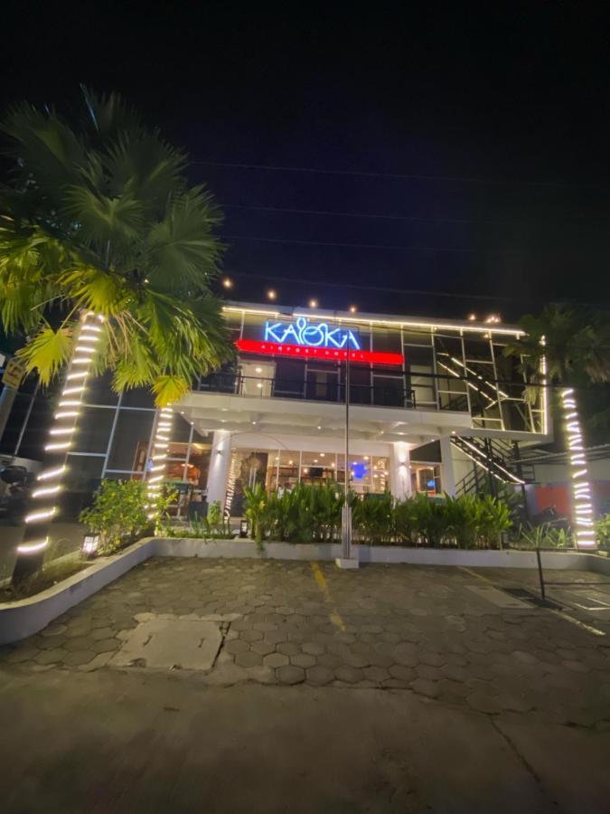 Kaloka Airport Hotel Sumbawa Besar Екстериор снимка