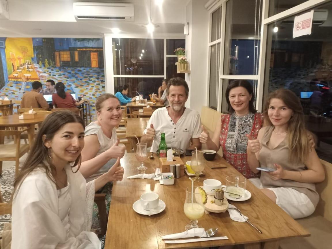 Kaloka Airport Hotel Sumbawa Besar Екстериор снимка